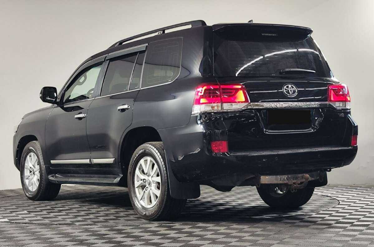 Toyota Land Cruiser 2016 года с пробегом. Фото: #5