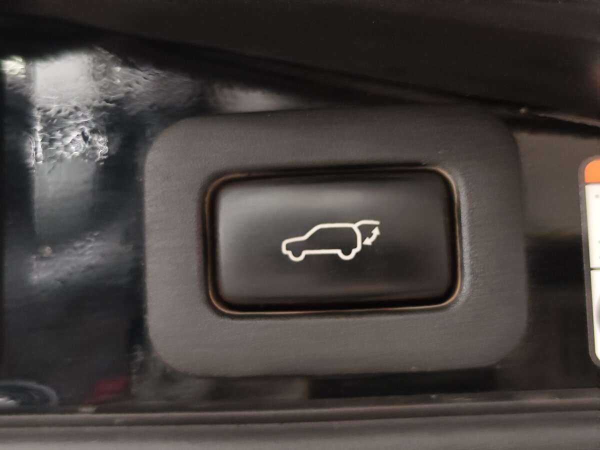 Toyota Land Cruiser 2016 года с пробегом. Фото: #7