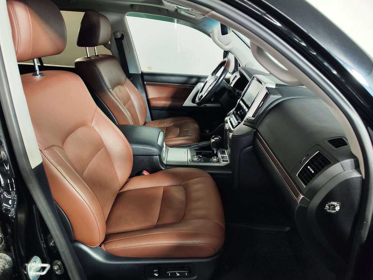 Toyota Land Cruiser 2016 года с пробегом. Фото: #12