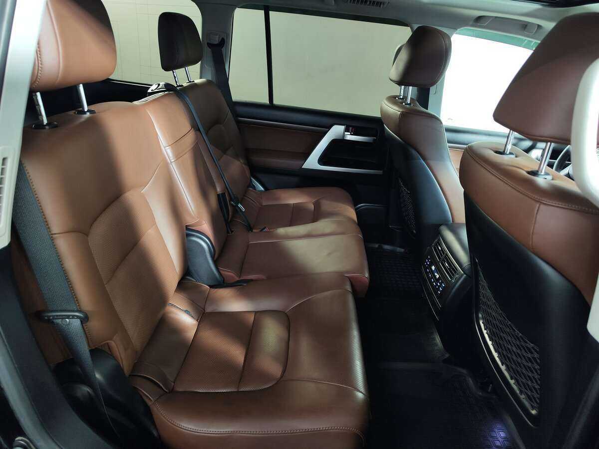Toyota Land Cruiser 2016 года с пробегом. Фото: #13