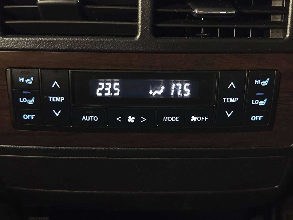 Toyota Land Cruiser 2016 года с пробегом. Фото: #23