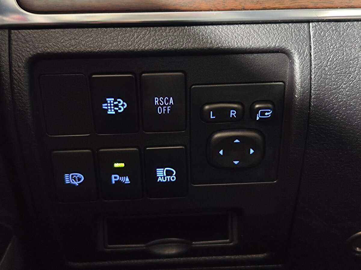 Toyota Land Cruiser 2016 года с пробегом. Фото: #26