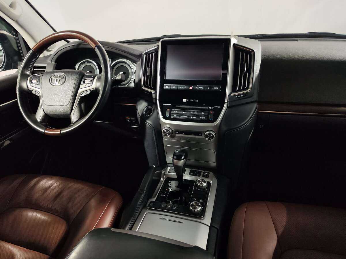 Toyota Land Cruiser 2016 года с пробегом. Фото: #29