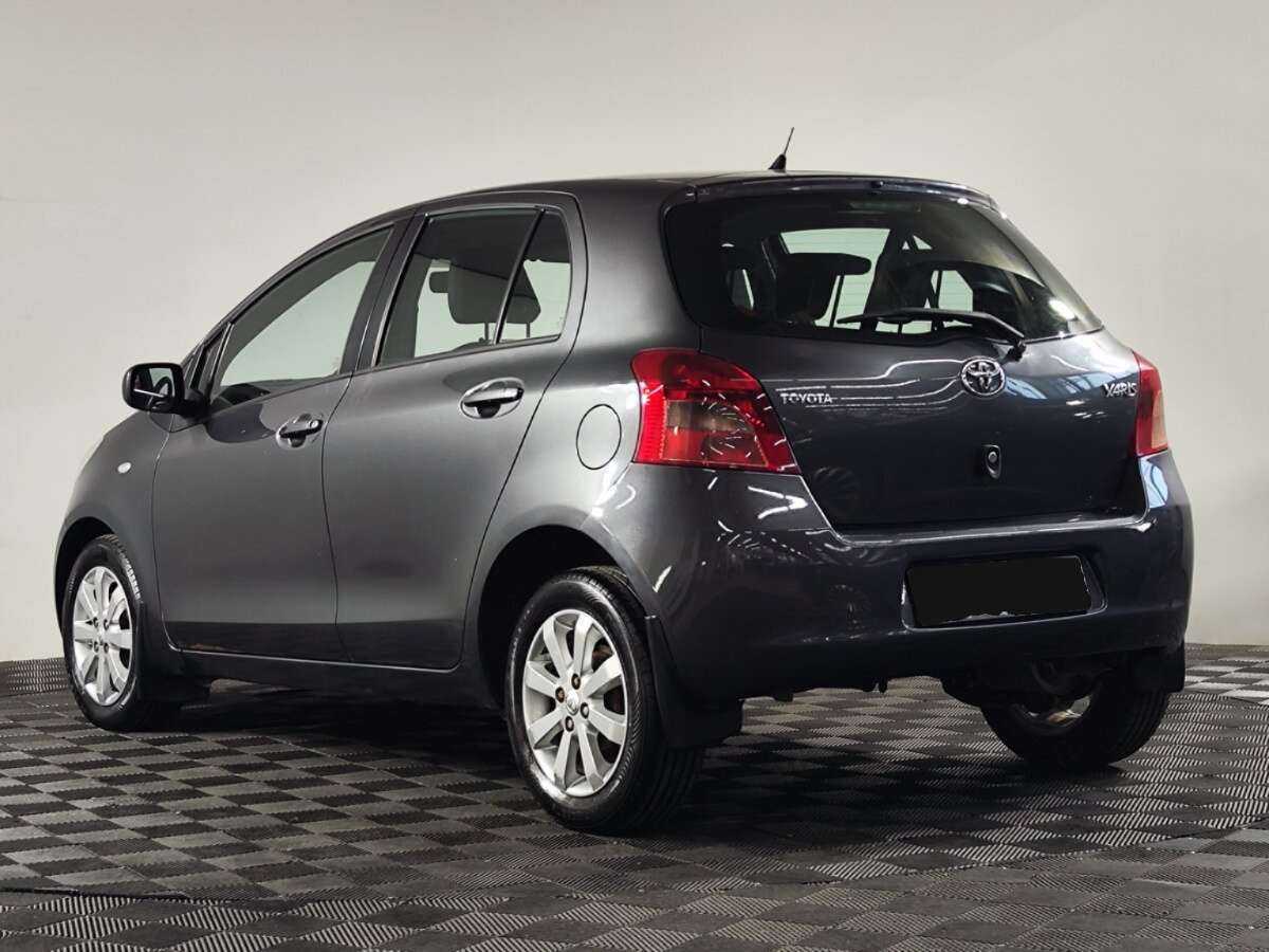 Toyota Yaris 2008 года с пробегом. Фото: #3
