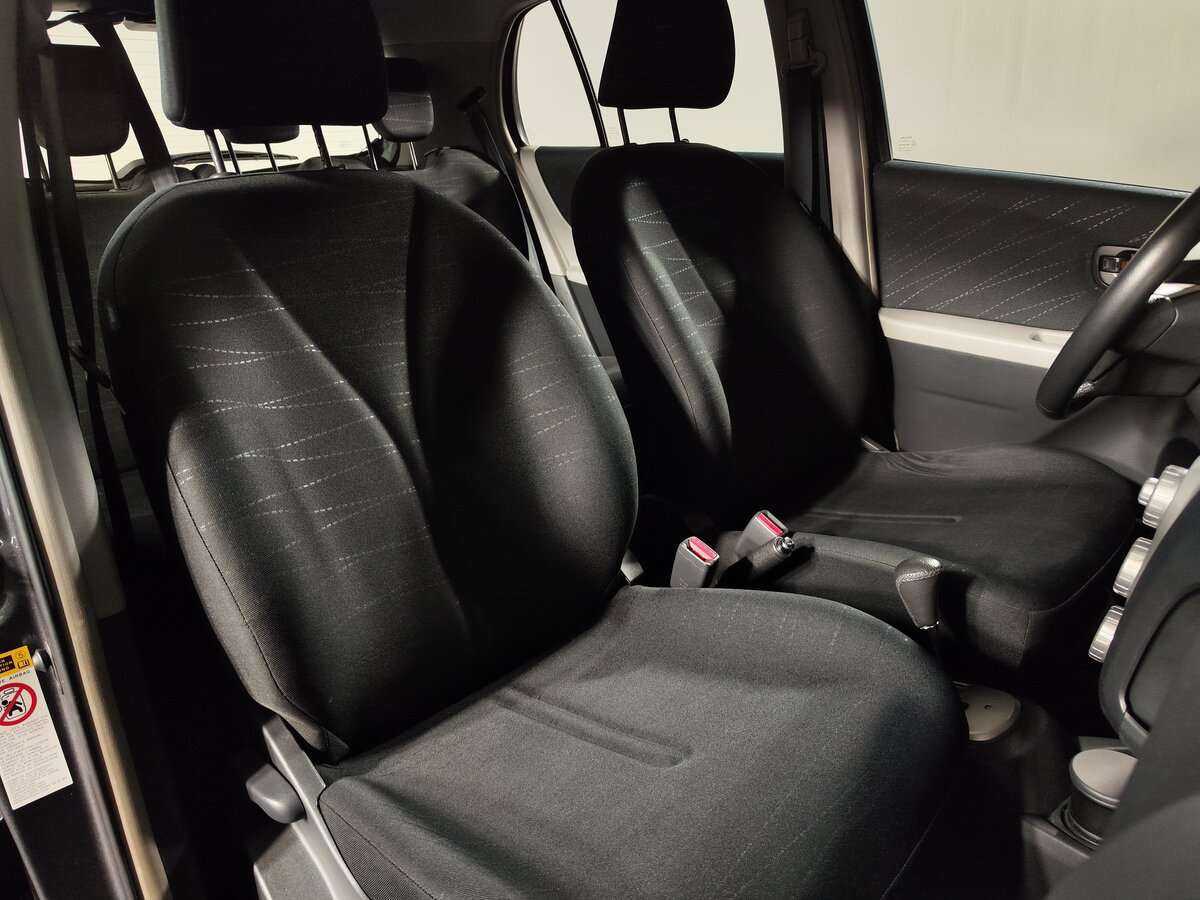 Toyota Yaris 2008 года с пробегом. Фото: #9