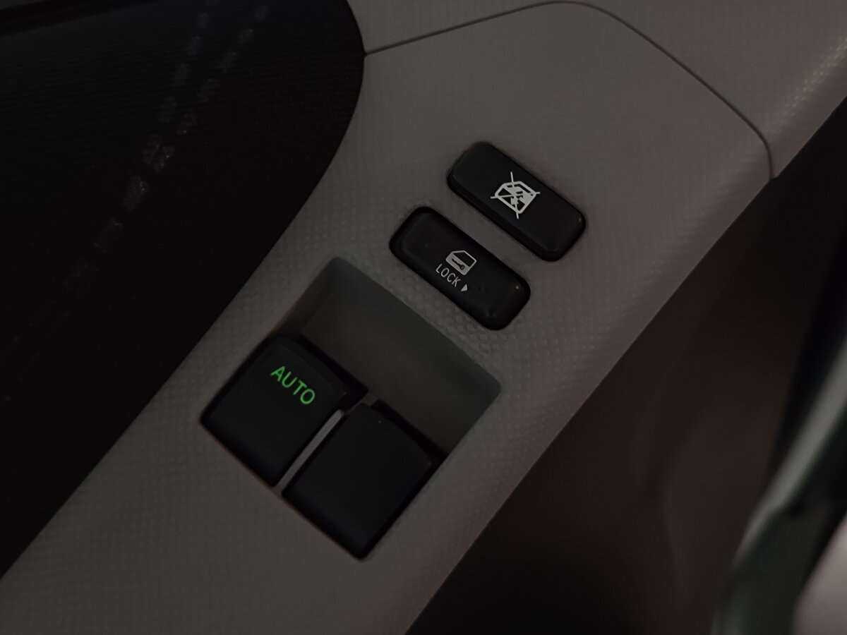 Toyota Yaris 2008 года с пробегом. Фото: #20