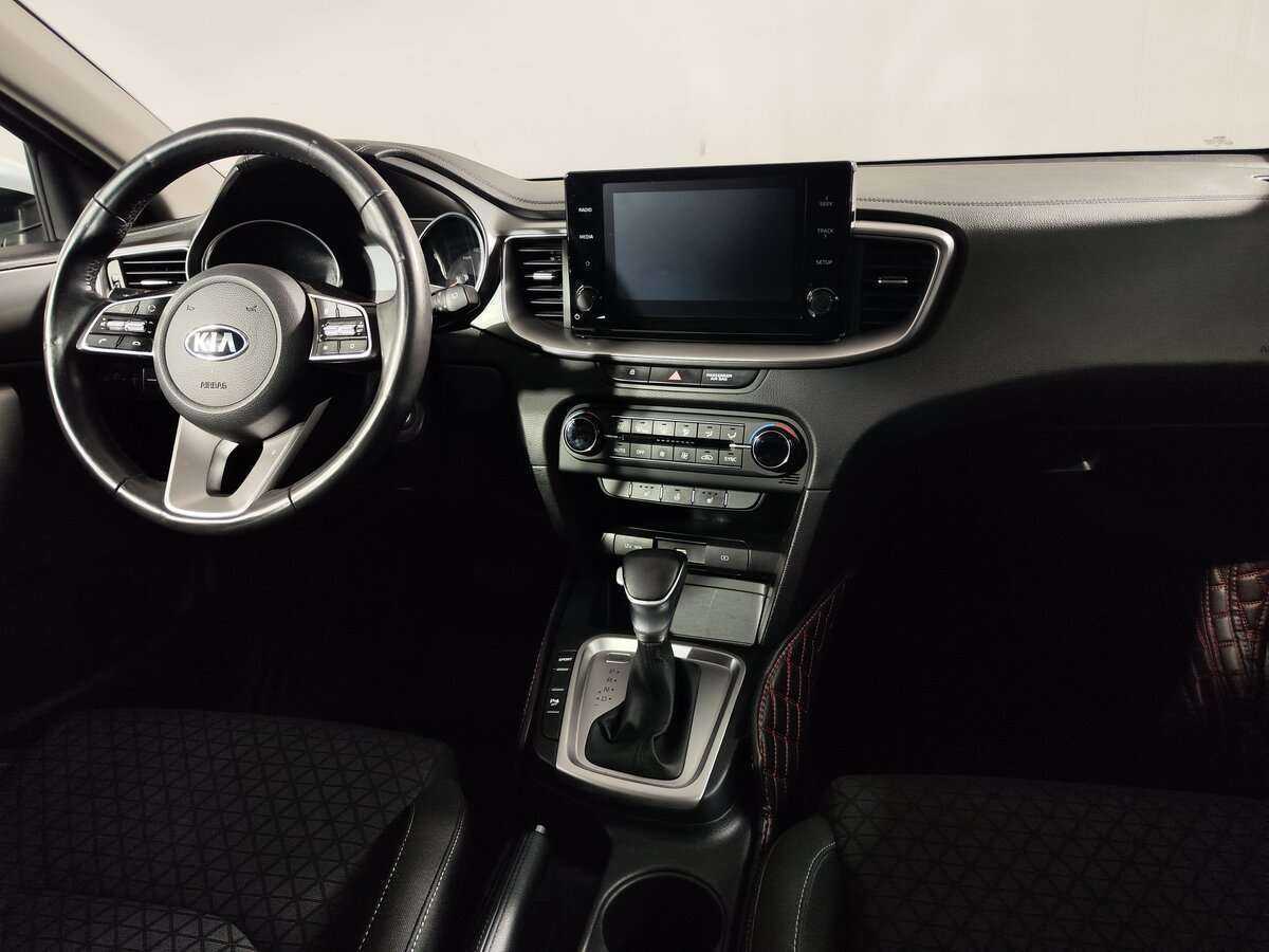 Kia Ceed 2020 года с пробегом. Фото: #19