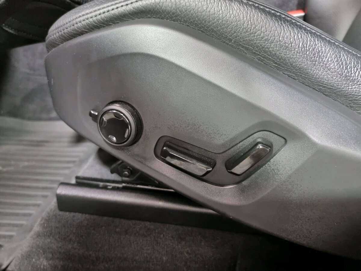 Volvo XC60 2019 года с пробегом. Фото: #9