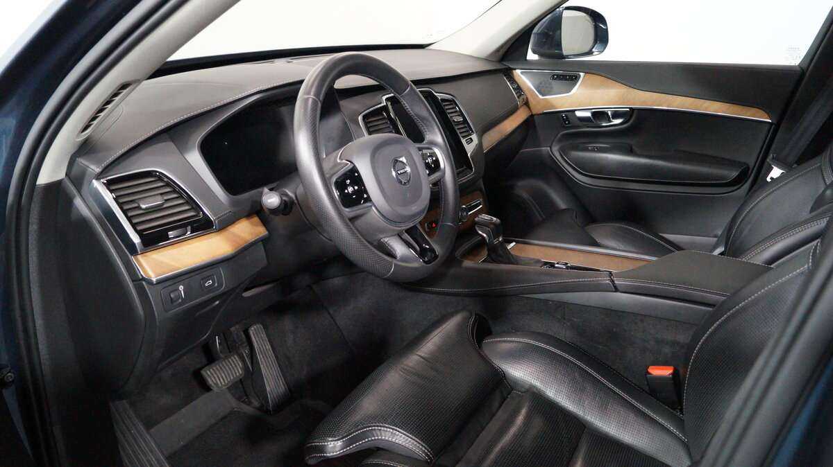 Volvo XC90 2019 года с пробегом. Фото: #9