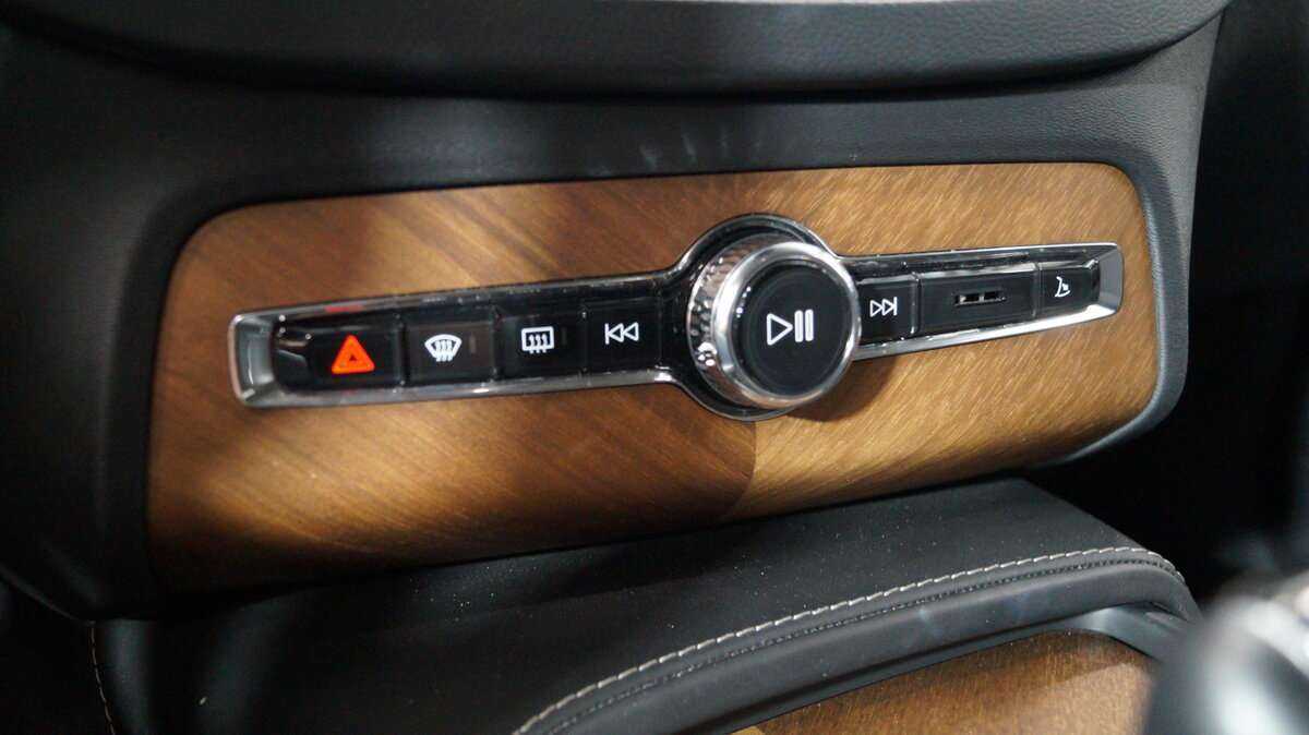 Volvo XC90 2019 года с пробегом. Фото: #19