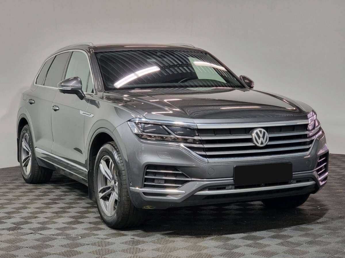 Volkswagen Touareg 2020 года с пробегом. Фото: #2