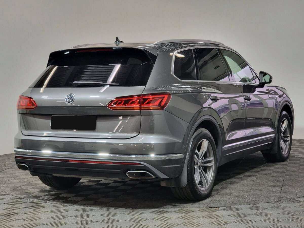 Volkswagen Touareg 2020 года с пробегом. Фото: #3