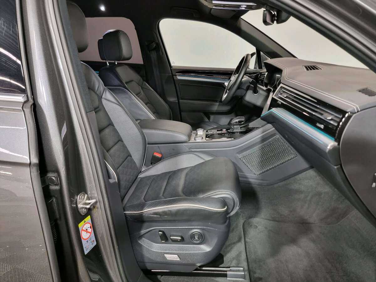 Volkswagen Touareg 2020 года с пробегом. Фото: #14