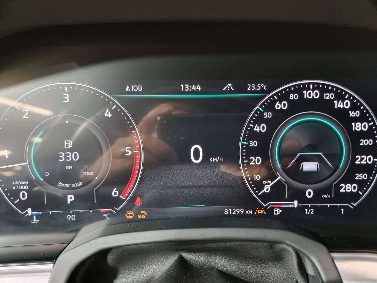 Volkswagen Touareg 2020 года с пробегом. Фото: #18