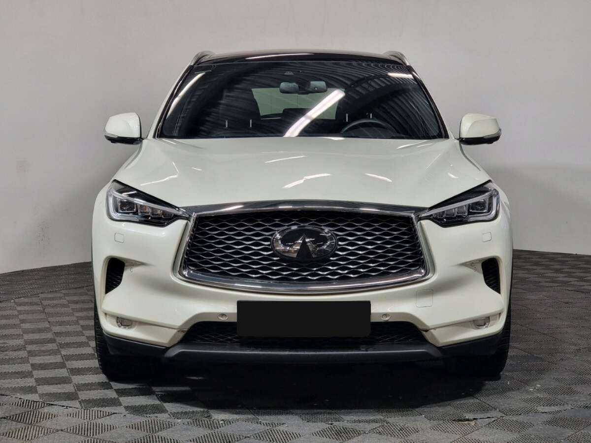 Infiniti QX50 2018 года с пробегом. Фото: #1