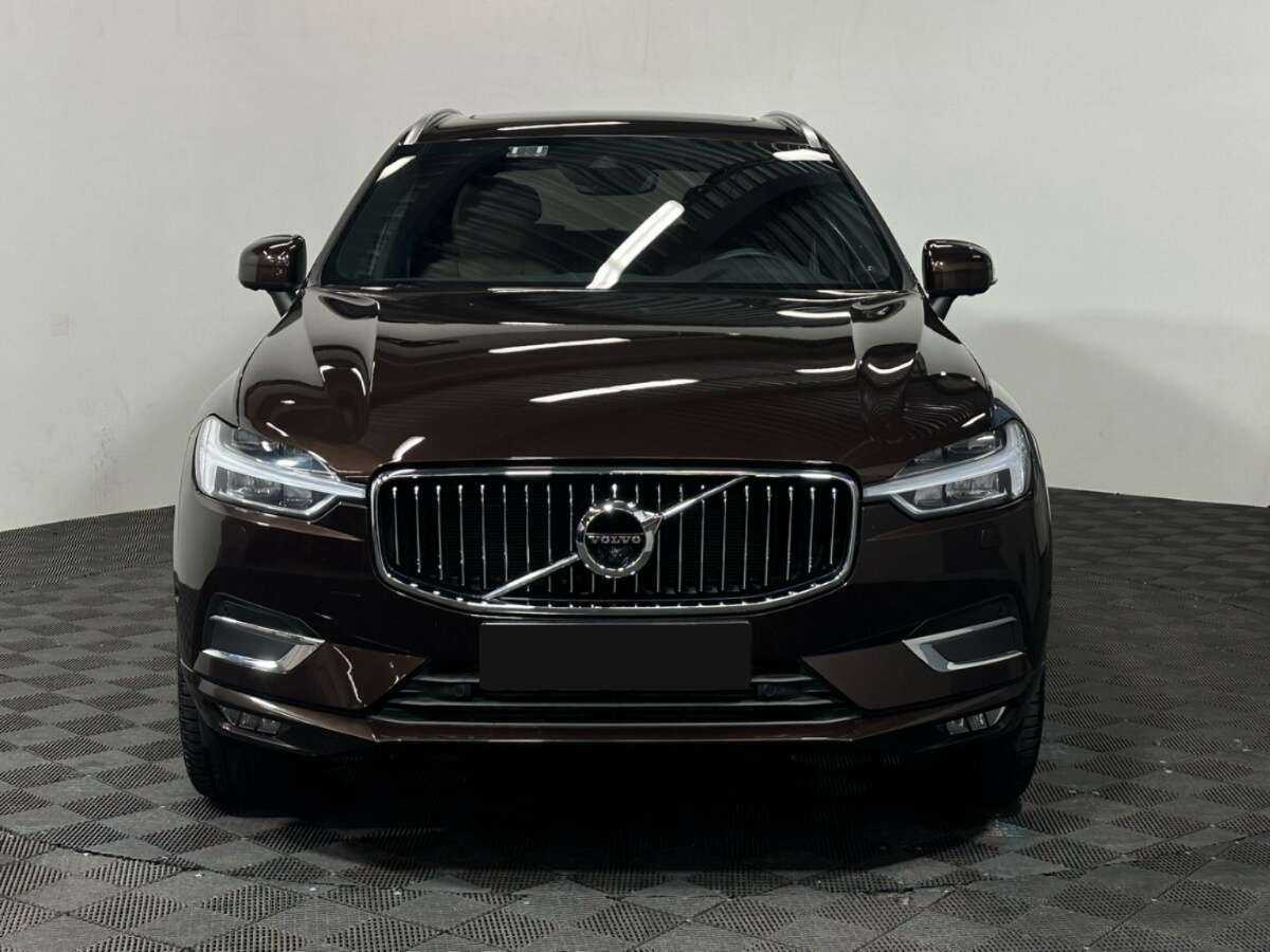 Volvo XC60 2019 года с пробегом. Фото: #1