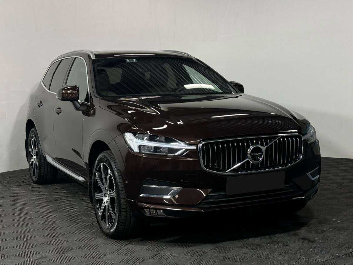 Volvo XC60 2019 года с пробегом. Фото: #2