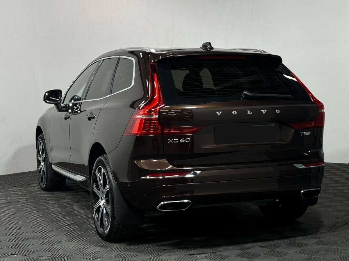 Volvo XC60 2019 года с пробегом. Фото: #3