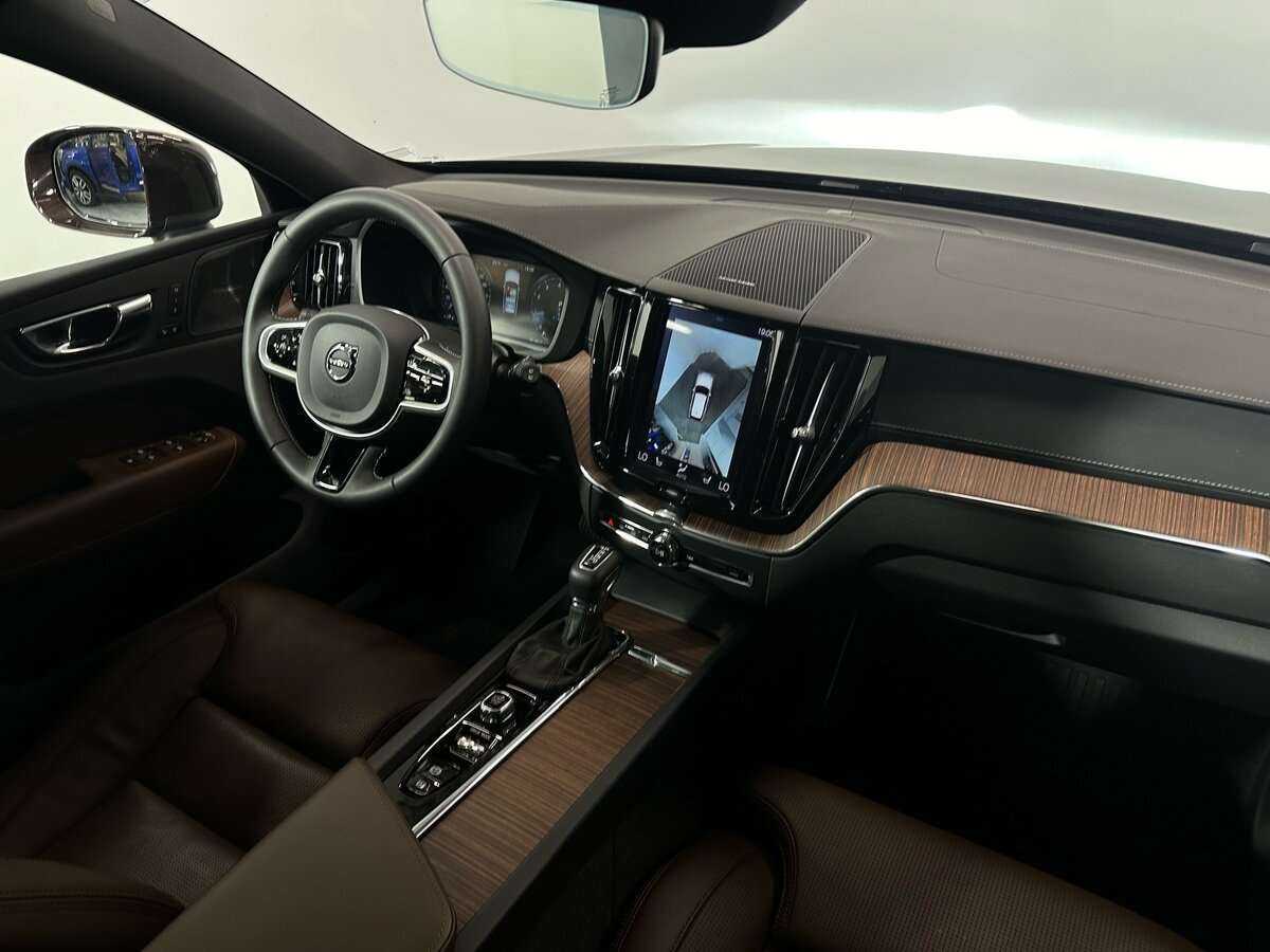Volvo XC60 2019 года с пробегом. Фото: #11
