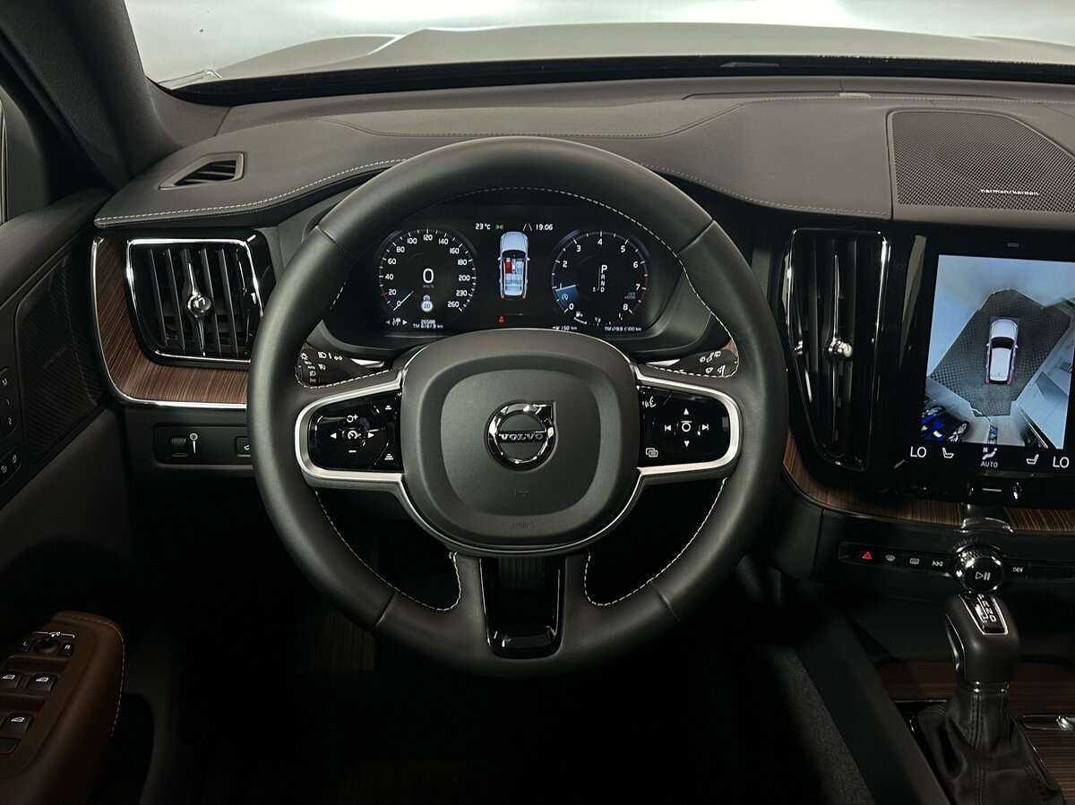 Volvo XC60 2019 года с пробегом. Фото: #13