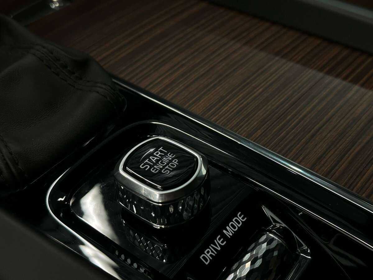 Volvo XC60 2019 года с пробегом. Фото: #19