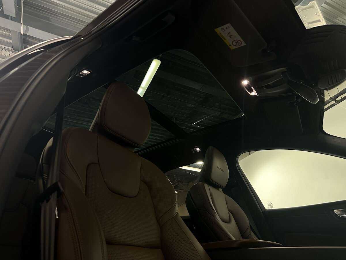 Volvo XC60 2019 года с пробегом. Фото: #21