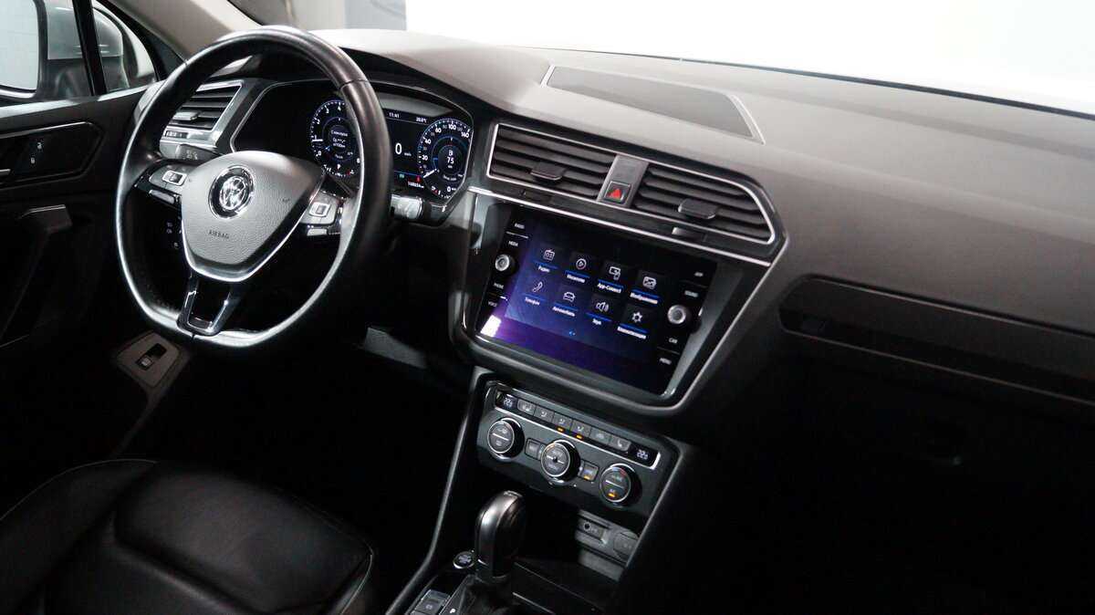 Volkswagen Tiguan 2018 года с пробегом. Фото: #9