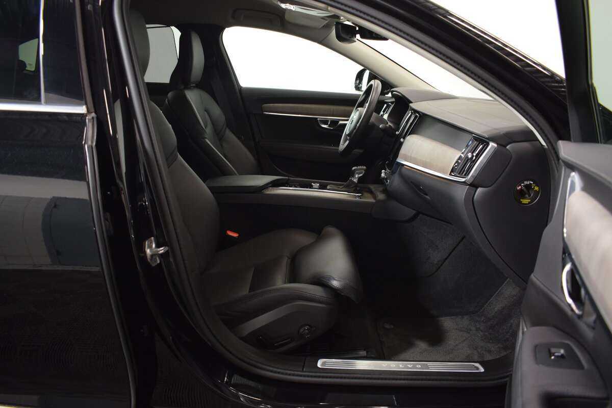 Volvo S90 2021 года с пробегом. Фото: #11