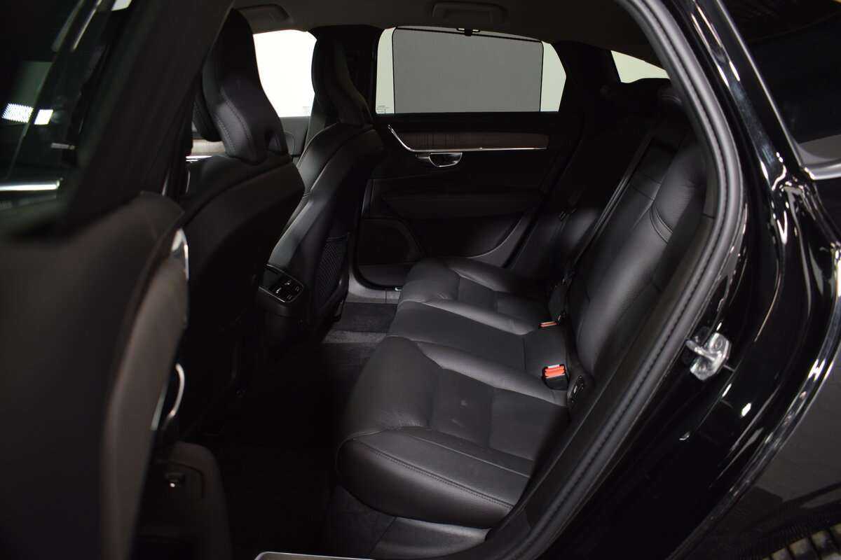 Volvo S90 2021 года с пробегом. Фото: #13