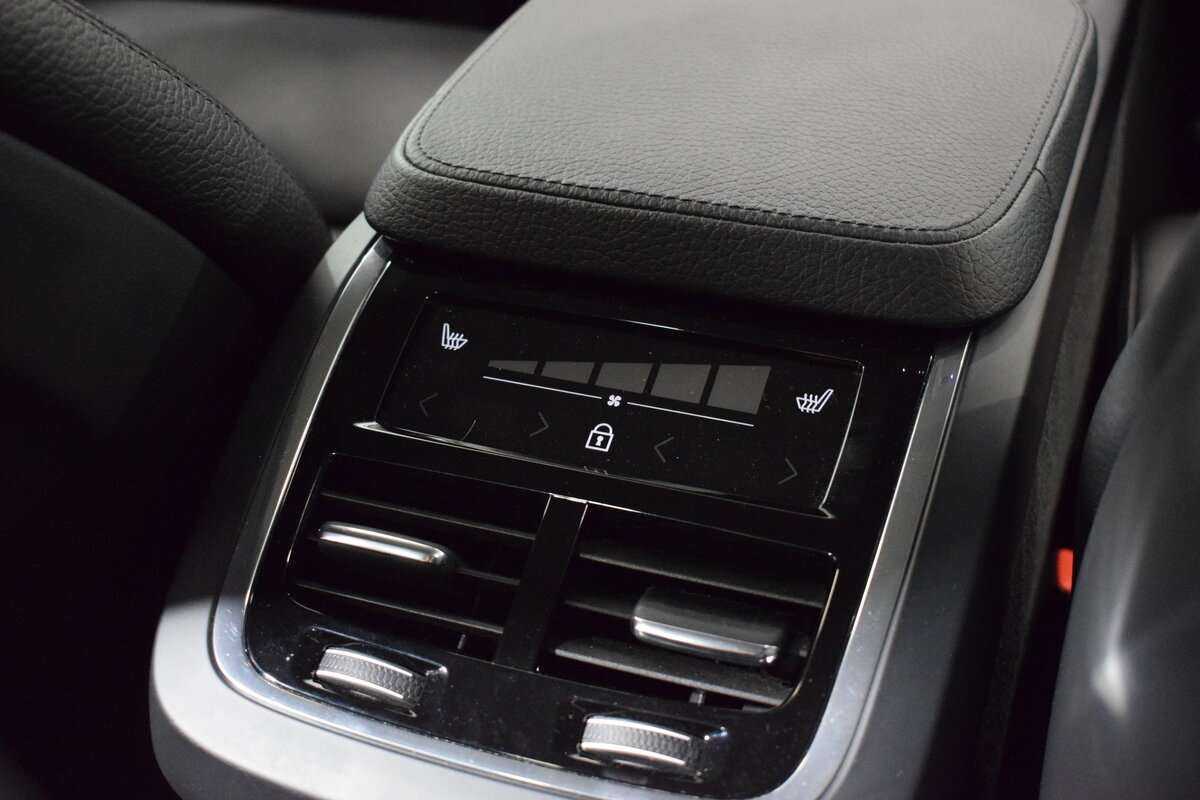 Volvo S90 2021 года с пробегом. Фото: #20