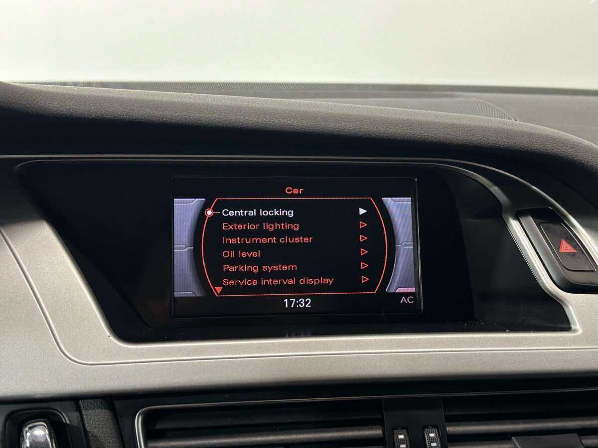 Audi A4 2011 года с пробегом. Фото: #16