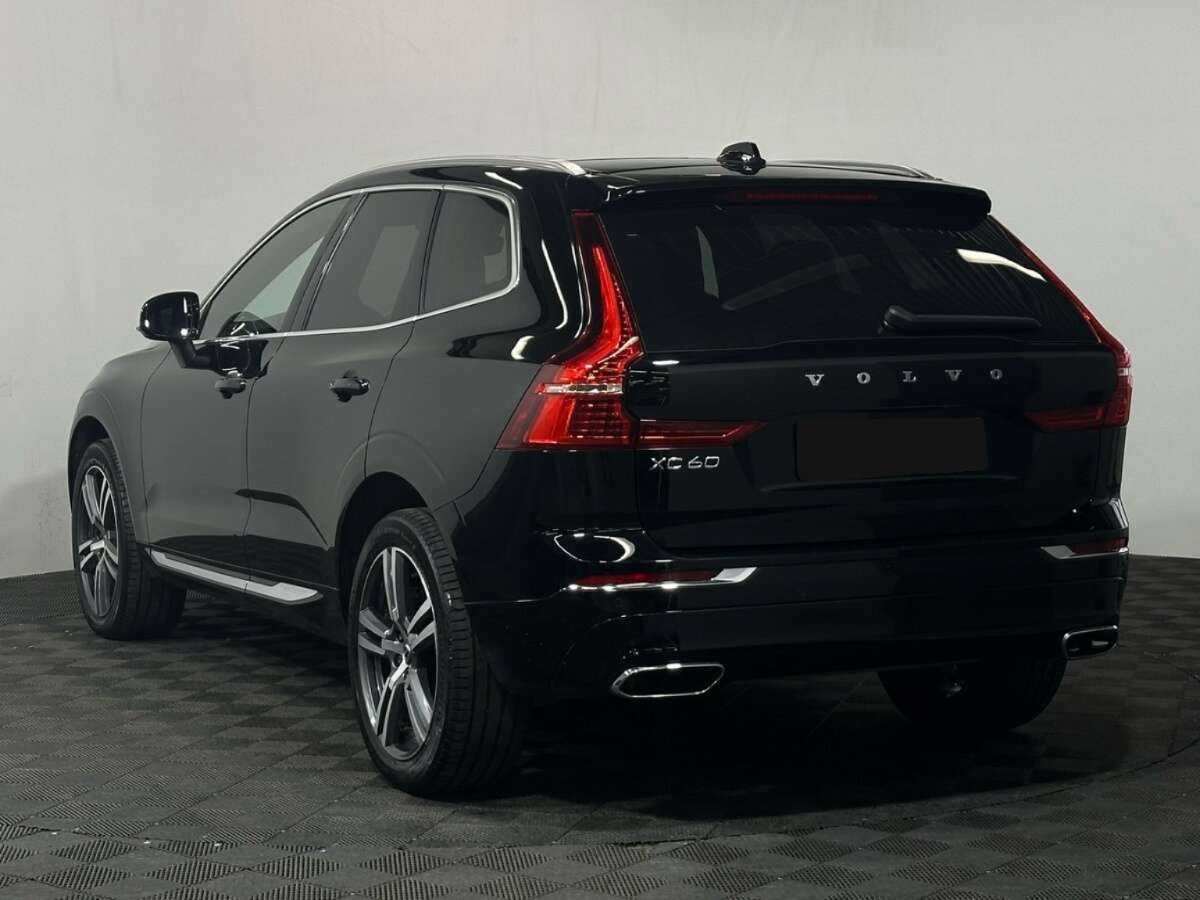 Volvo XC60 2019 года с пробегом. Фото: #2