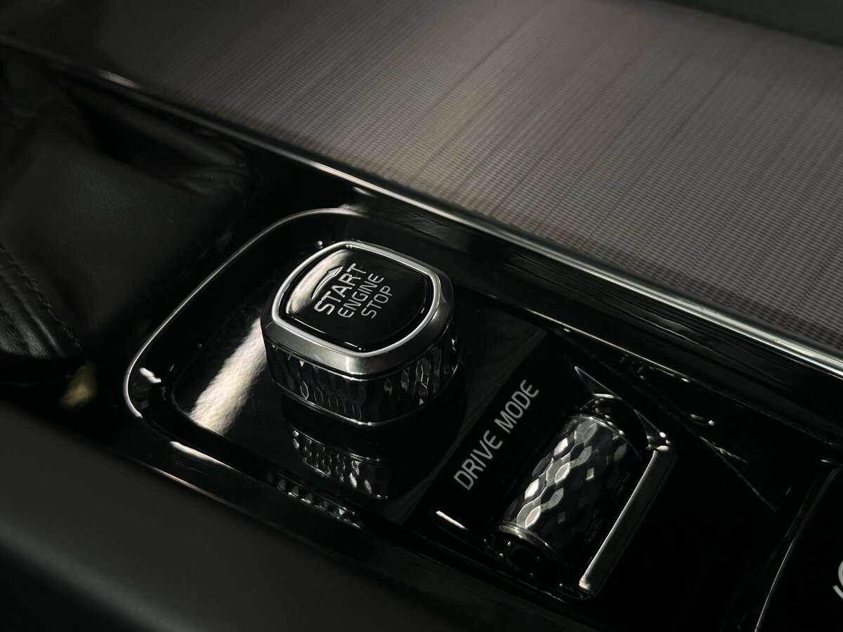 Volvo XC60 2019 года с пробегом. Фото: #16