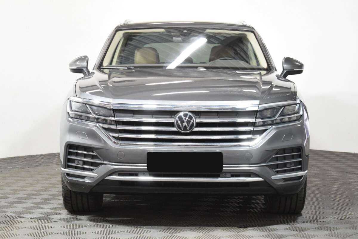 Volkswagen Touareg 2022 года с пробегом. Фото: #1