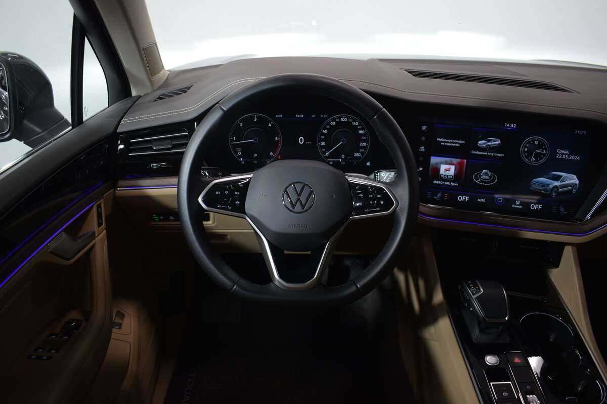 Volkswagen Touareg 2022 года с пробегом. Фото: #8