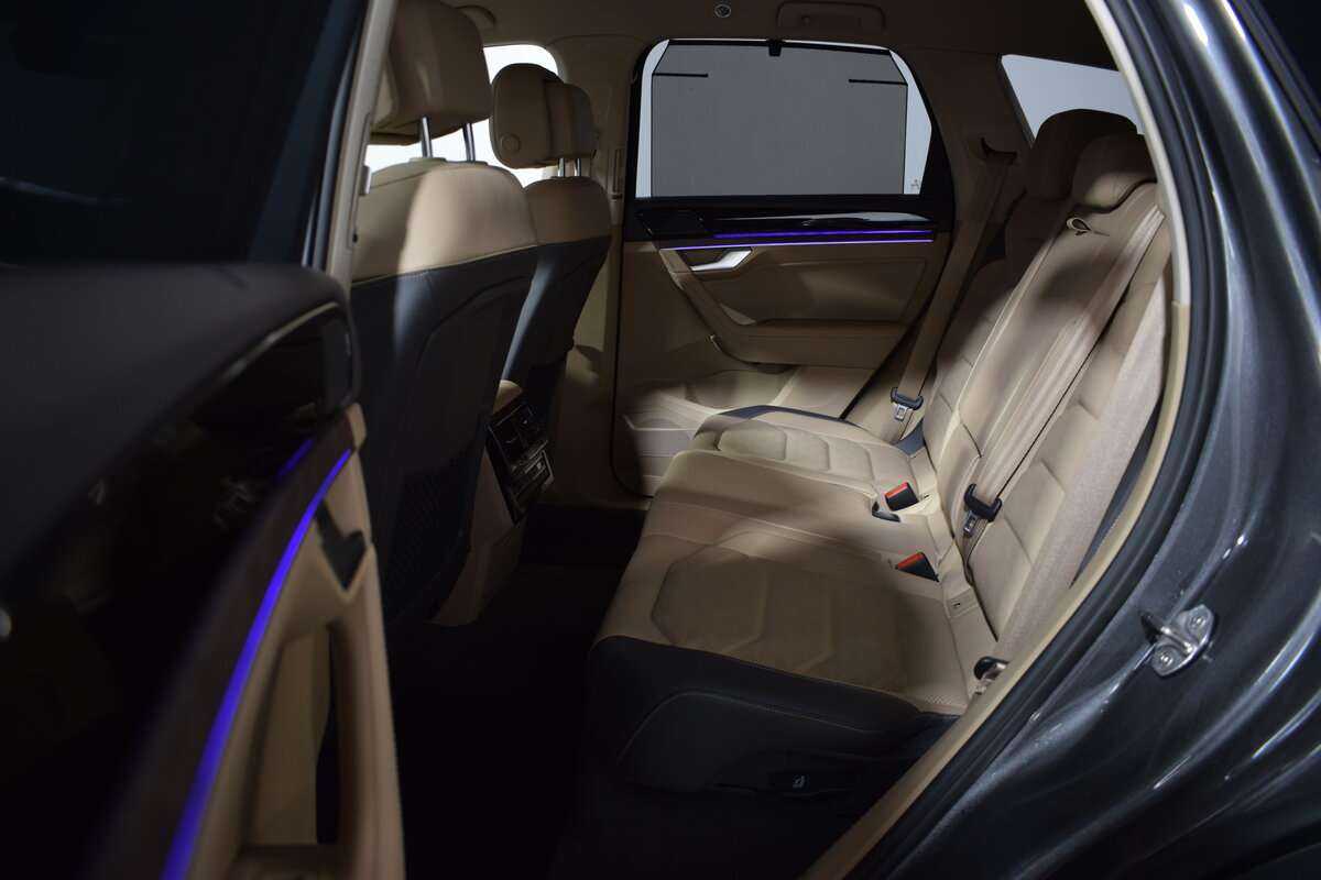 Volkswagen Touareg 2022 года с пробегом. Фото: #16