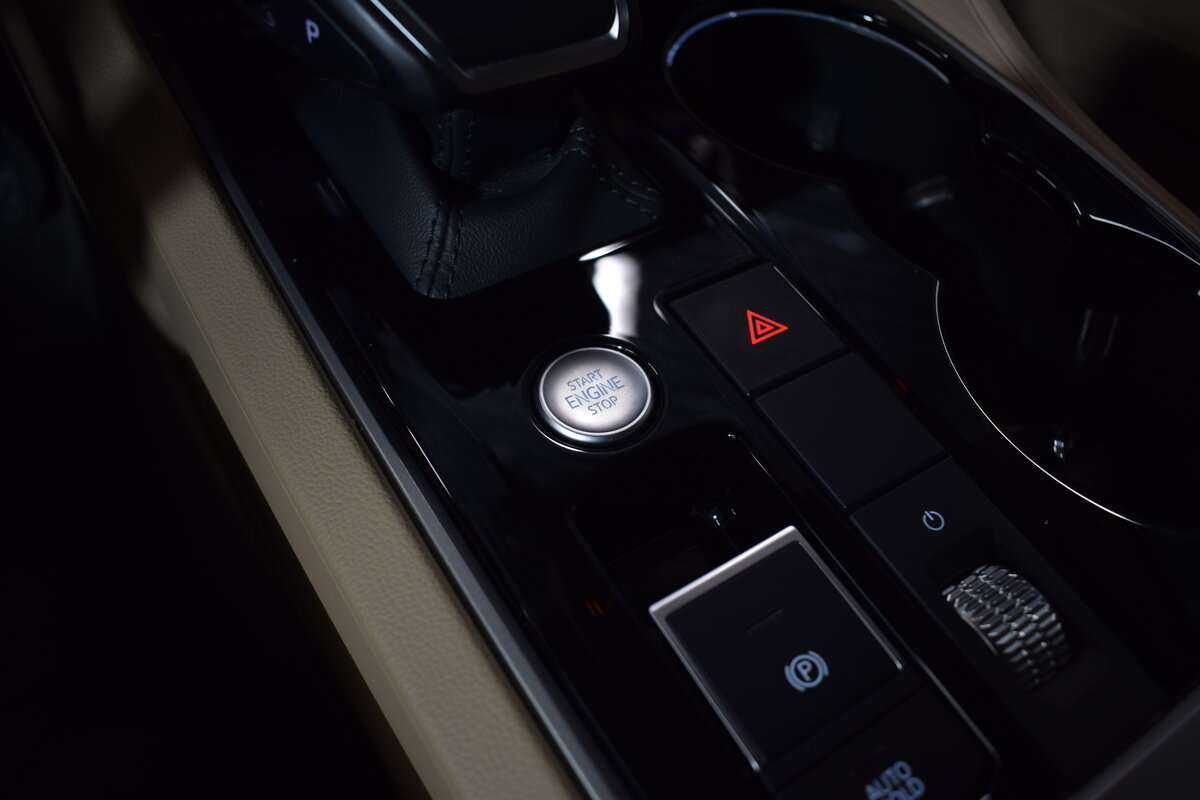 Volkswagen Touareg 2022 года с пробегом. Фото: #31