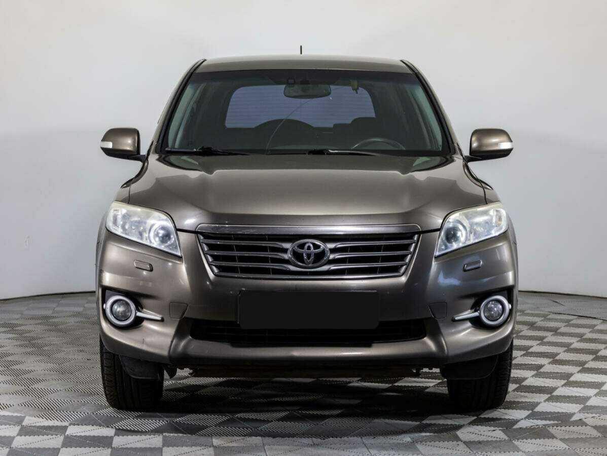 Toyota RAV4 2010 года с пробегом. Фото: #1