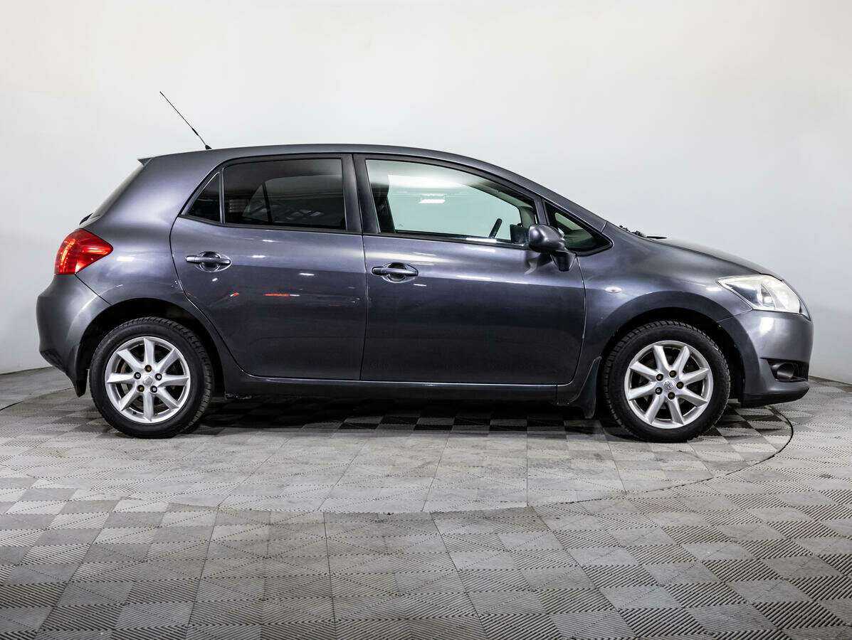 Toyota Auris 2008 года с пробегом. Фото: #3
