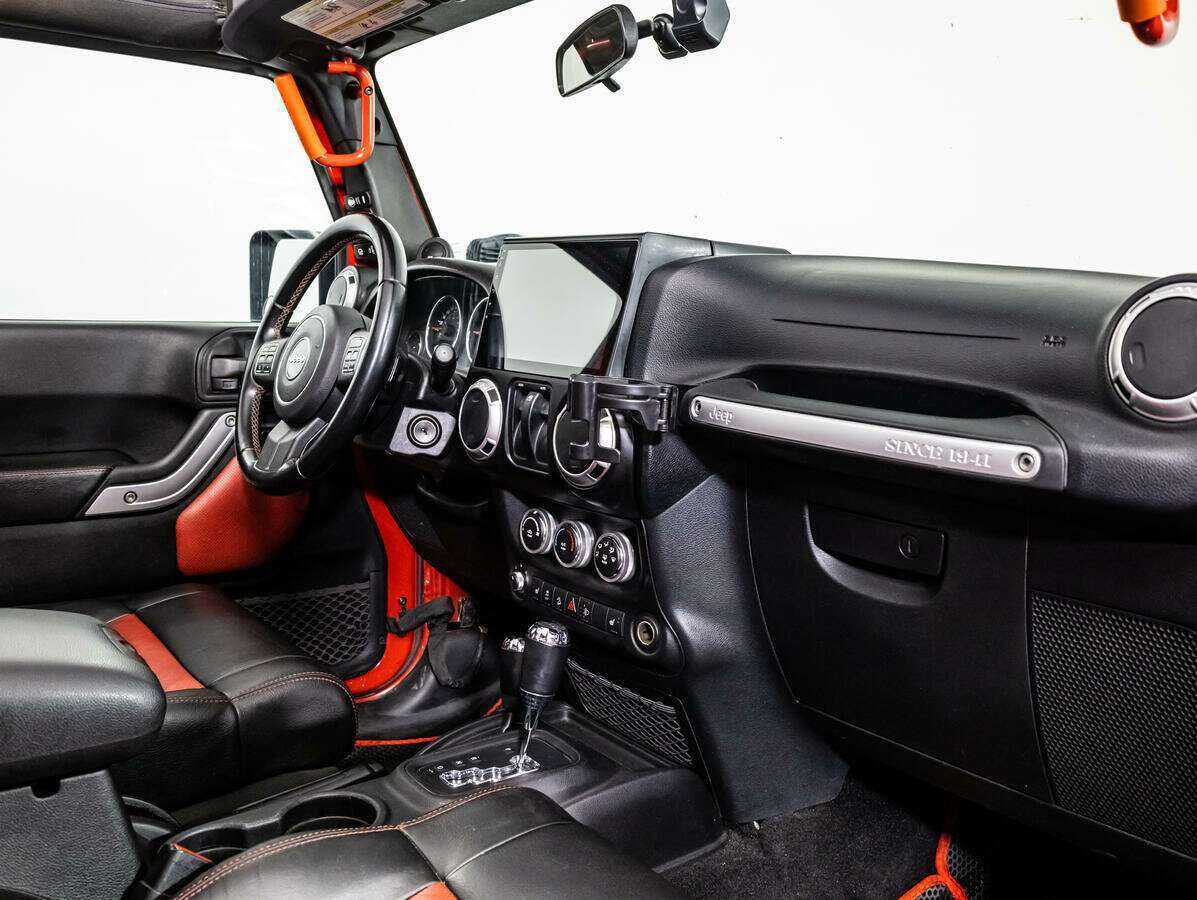 Jeep Wrangler 2011 года с пробегом. Фото: #7