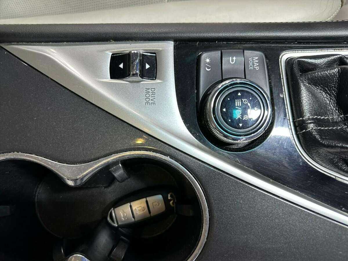 Infiniti Q50 2014 года с пробегом. Фото: #10