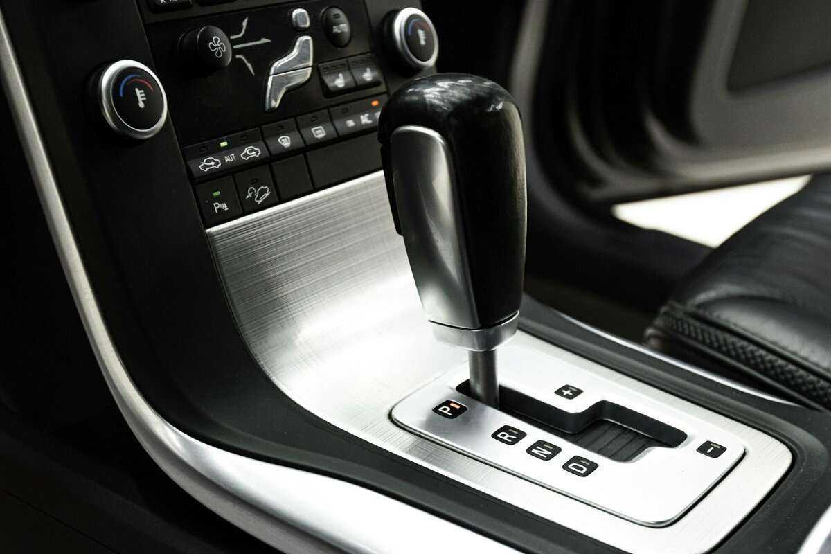 Volvo XC70 2011 года с пробегом. Фото: #12