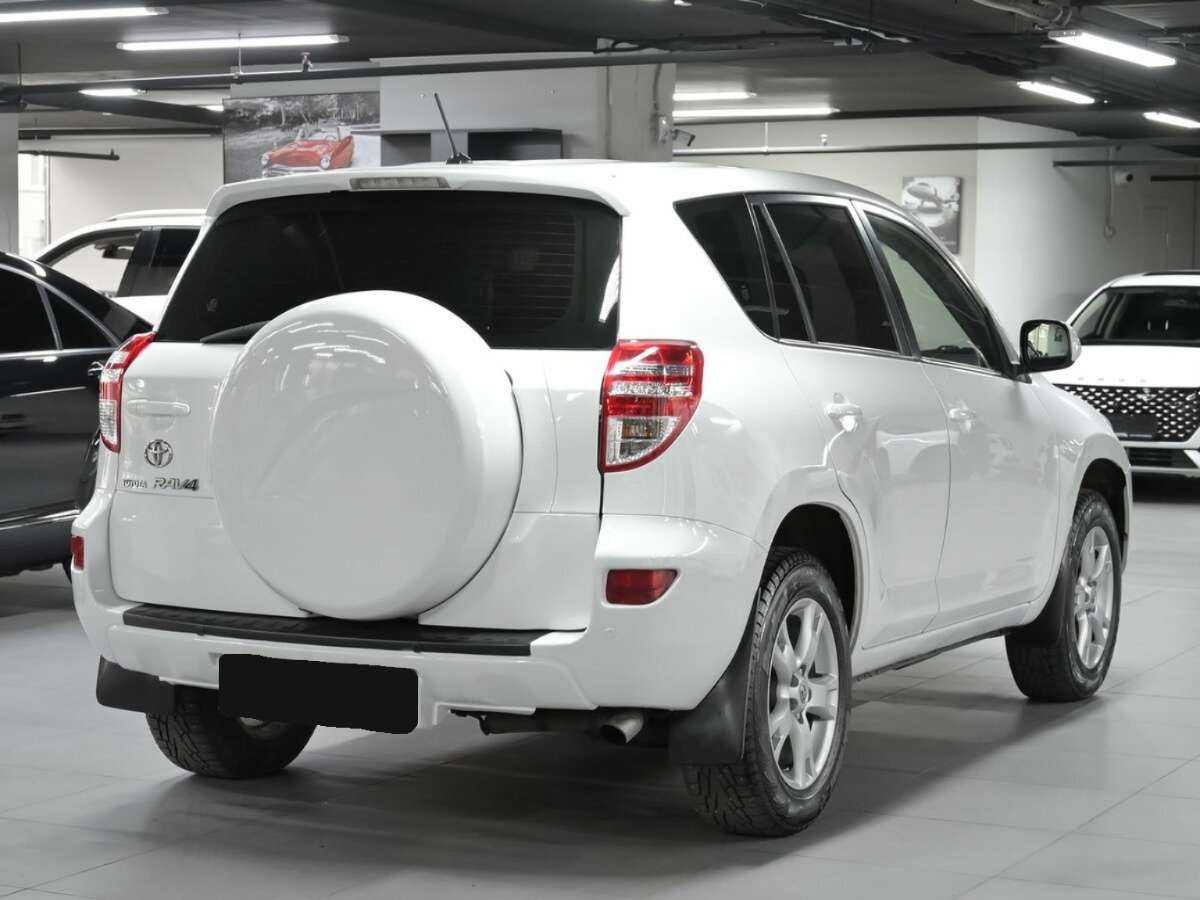 Toyota RAV4 2009 года с пробегом. Фото: #1