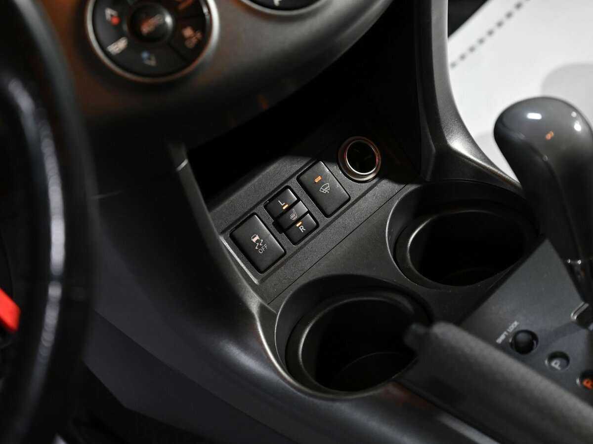 Toyota RAV4 2009 года с пробегом. Фото: #7