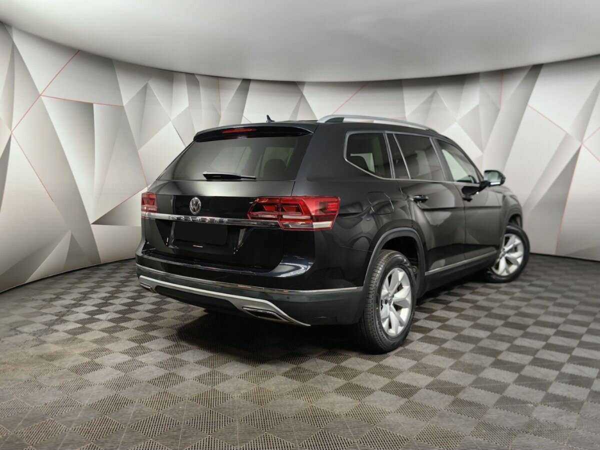 Volkswagen Teramont 2019 года с пробегом. Фото: #1