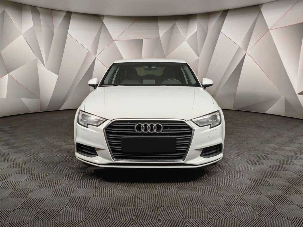 Audi A3 2019 года с пробегом. Фото: #6