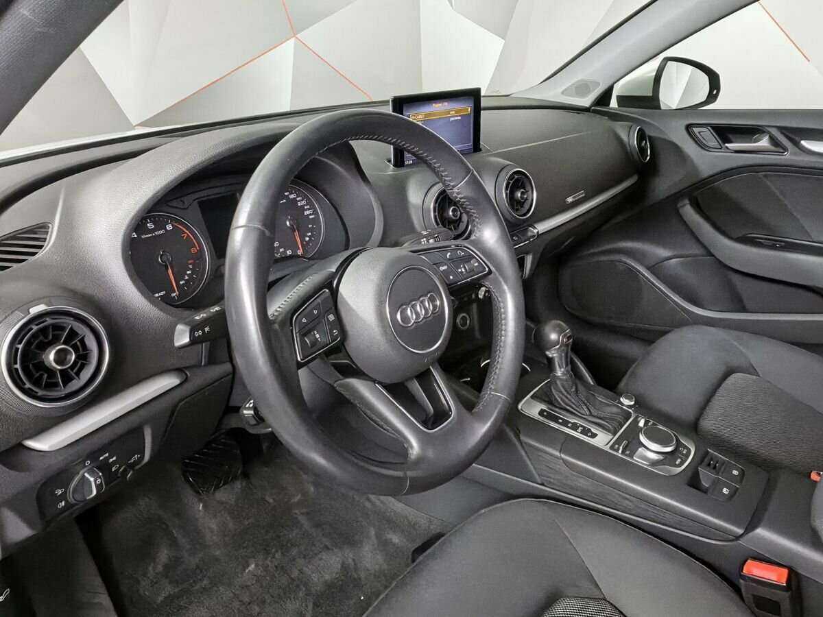 Audi A3 2019 года с пробегом. Фото: #13