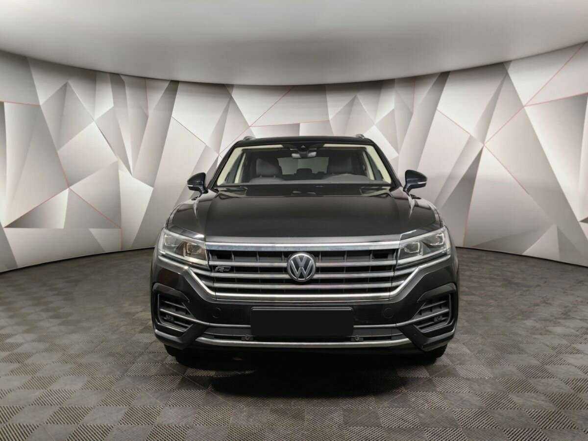 Volkswagen Touareg 2018 года с пробегом. Фото: #6