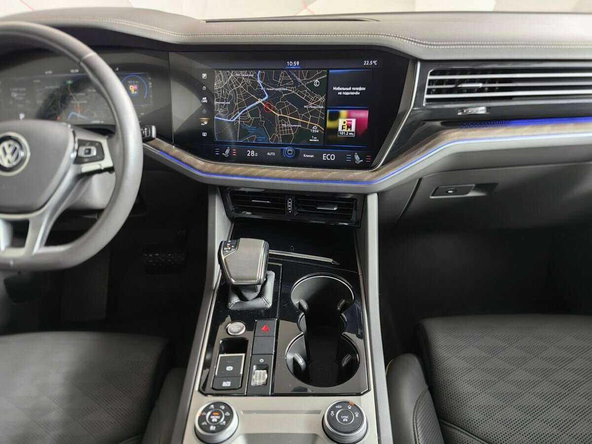 Volkswagen Touareg 2018 года с пробегом. Фото: #10