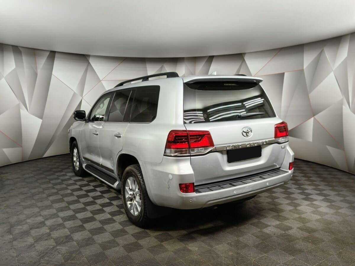 Toyota Land Cruiser 2015 года с пробегом. Фото: #3